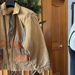 VINTAGE BOMBER JACKET— KAKKI TAN DISTRESSED LEATHER WWII ACCENTS SIZE MEDIUM